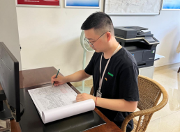 《榜樣在身邊》系列報道——工作標兵 江一航、優(yōu)秀青年 李玉涵